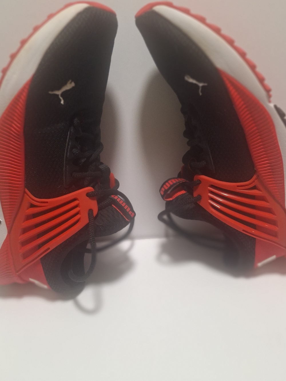 Puma Black and Red Performance Running Shoes - Picture 11 of 12